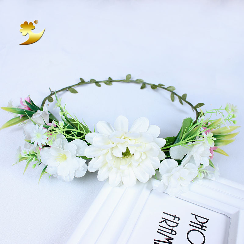 Wholesale of realistic flower, flower globe travel, scenic area, bride headband, photo shoot, green leaf fabric headband accessories Specification image