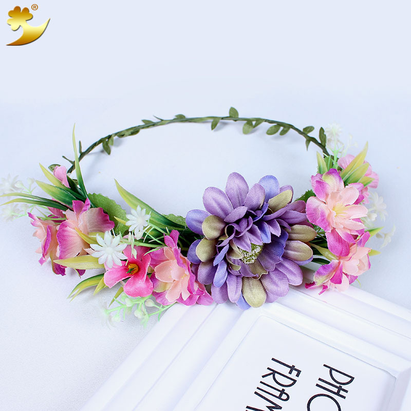 Wholesale of realistic flower, flower globe travel, scenic area, bride headband, photo shoot, green leaf fabric headband accessories Application Scenario