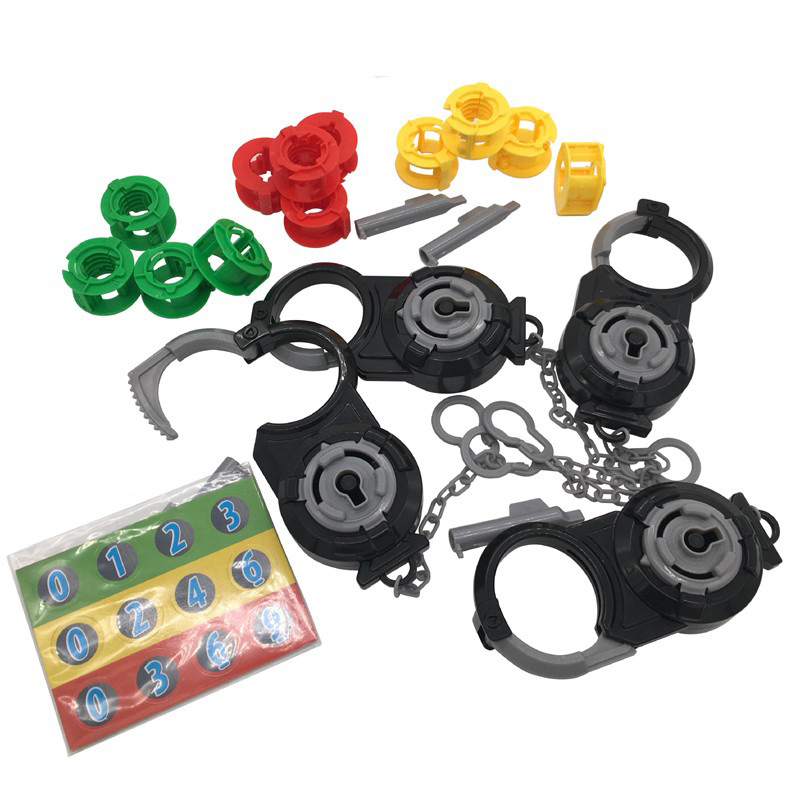 Break free game Get rid of the opponent's new defense and escape from the Maze of handcuffs Specification image