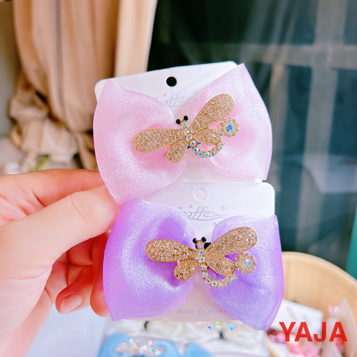 YAJA's exquisite and simple bow hair clips, pearl water diamond bangs clips, edge clips, fabric hair clips, headwear and ladies' clips Application Scenario