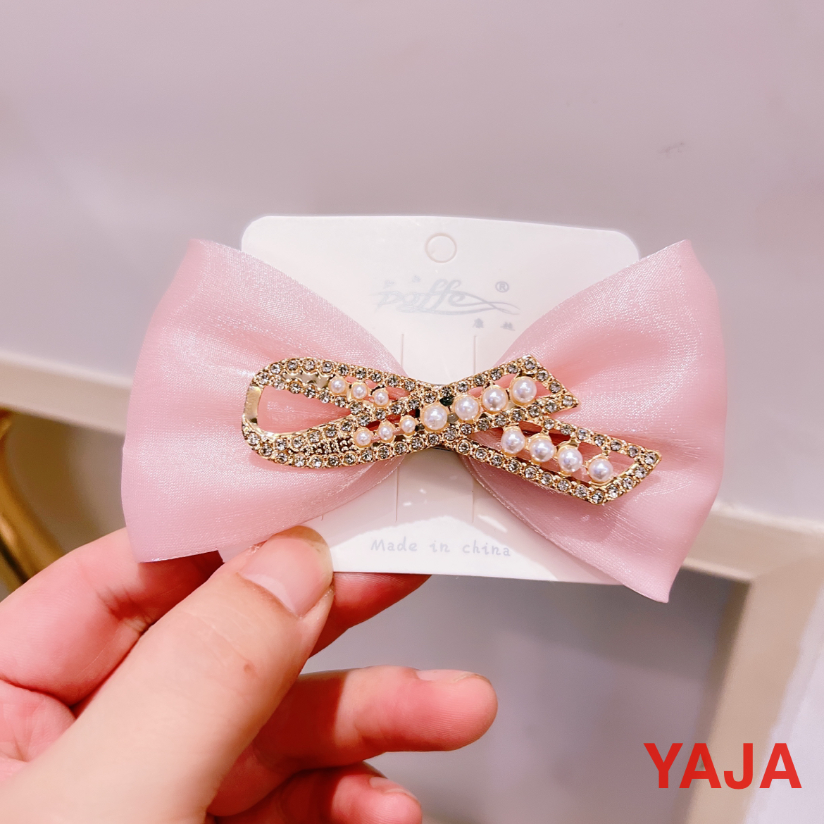 YAJA's exquisite and simple bow hair clips, pearl water diamond bangs clips, edge clips, fabric hair clips, headwear and ladies' clips details Picture
