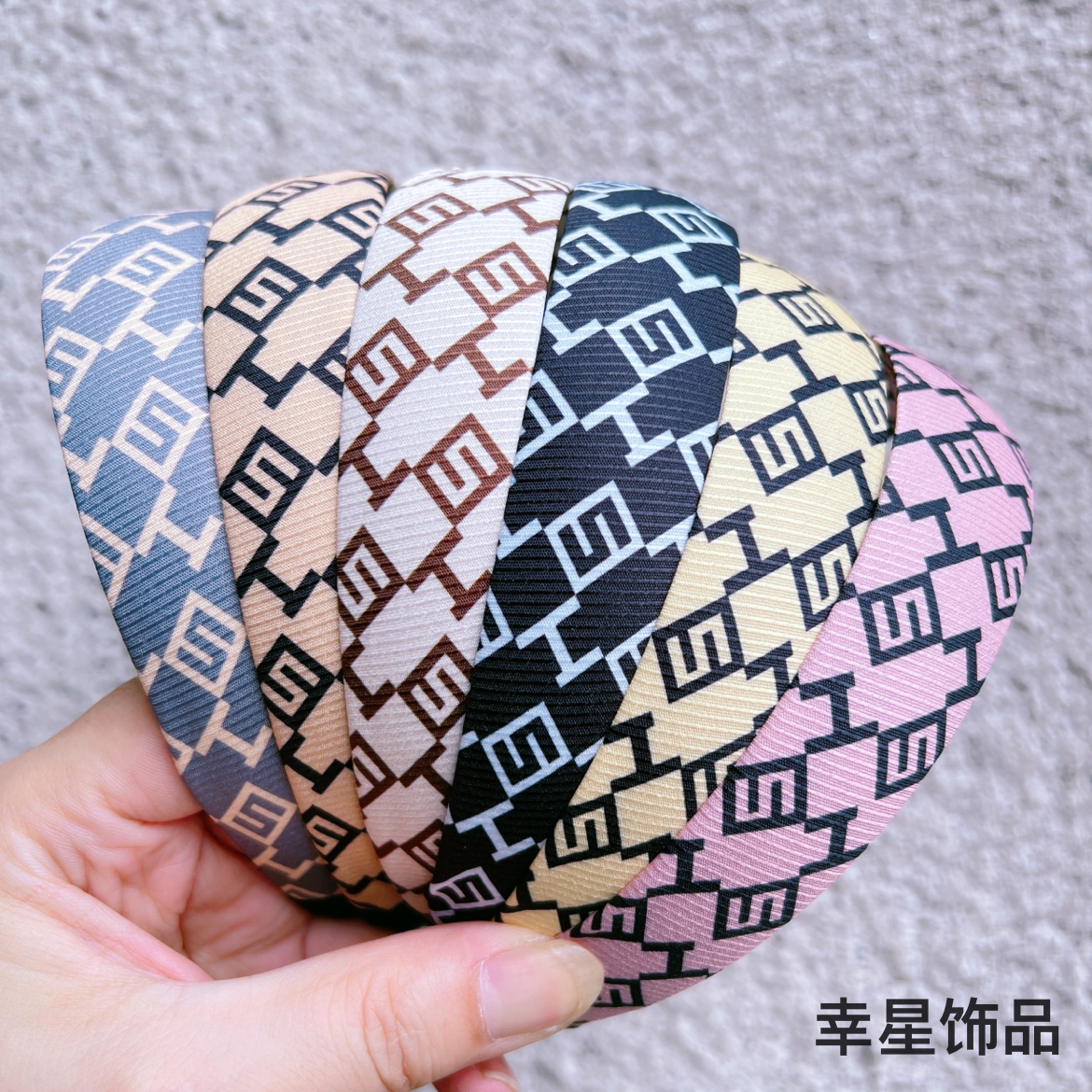 YAJA retro floral checkered letter sweet hair band, dark hair accessory, Korean wide headband, simple headwear and headband Specification image