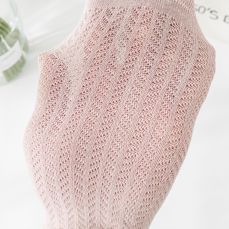 Summer thin cotton socks, women's Morandi cute Japanese-style women's socks, breathable mesh short socks, women's invisible socks Application Scenario