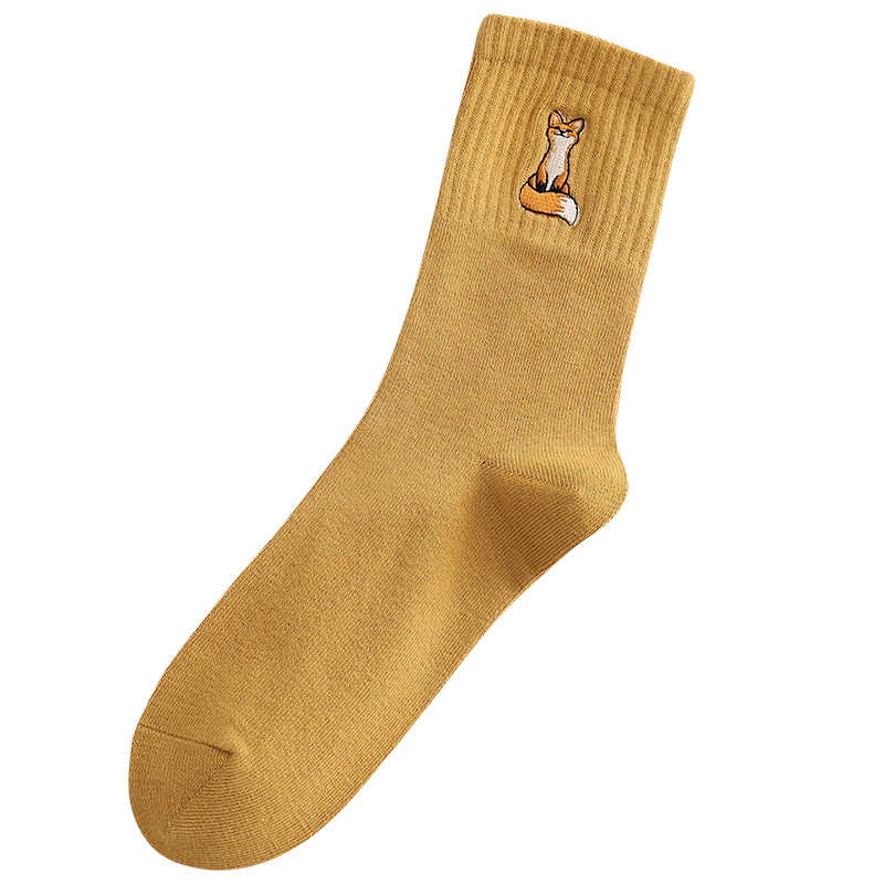 Spring and Autumn's new fox-embroidered socks for high school girls, mid-calf cotton, personalized cartoon embroidered socks wholesale Item Picture