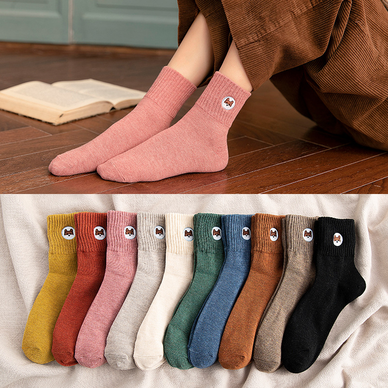 Spring and Autumn new style Dui Dui socks Long socks Solid color embroidered women's cotton socks fashionable mid-calf socks women's factory wholesale