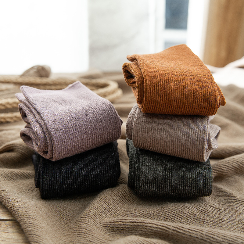 Spring new double-needle mid-calf socks for women, forest-style small checkered pile socks, Japanese-style women's socks manufacturer wholesale Specification image