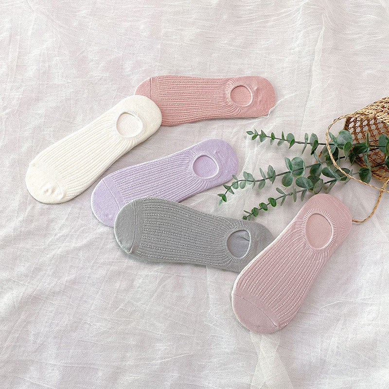 Summer double-needle strip invisible socks from Japanese brand new solid color vertical strip silicone non-falling heel thin style shallow opening wholesale