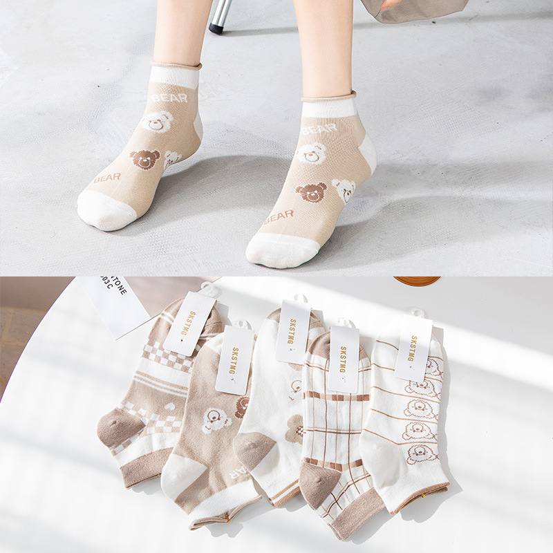 Spring and summer women's short socks, cartoon bear boat socks, breathable and comfortable cotton socks, low-top socks, sent by the manufacturer