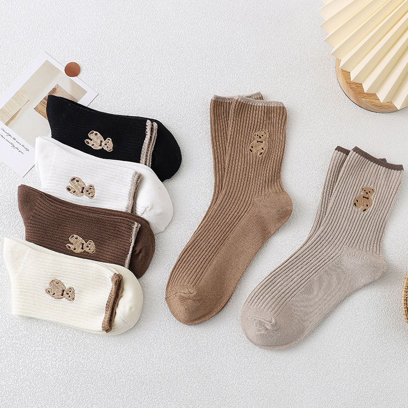 Embroidered bear socks for women, Korean style on Instagram, mid-calf cotton socks for autumn and winter, cute pulled long socks, one-piece consignment Specification image