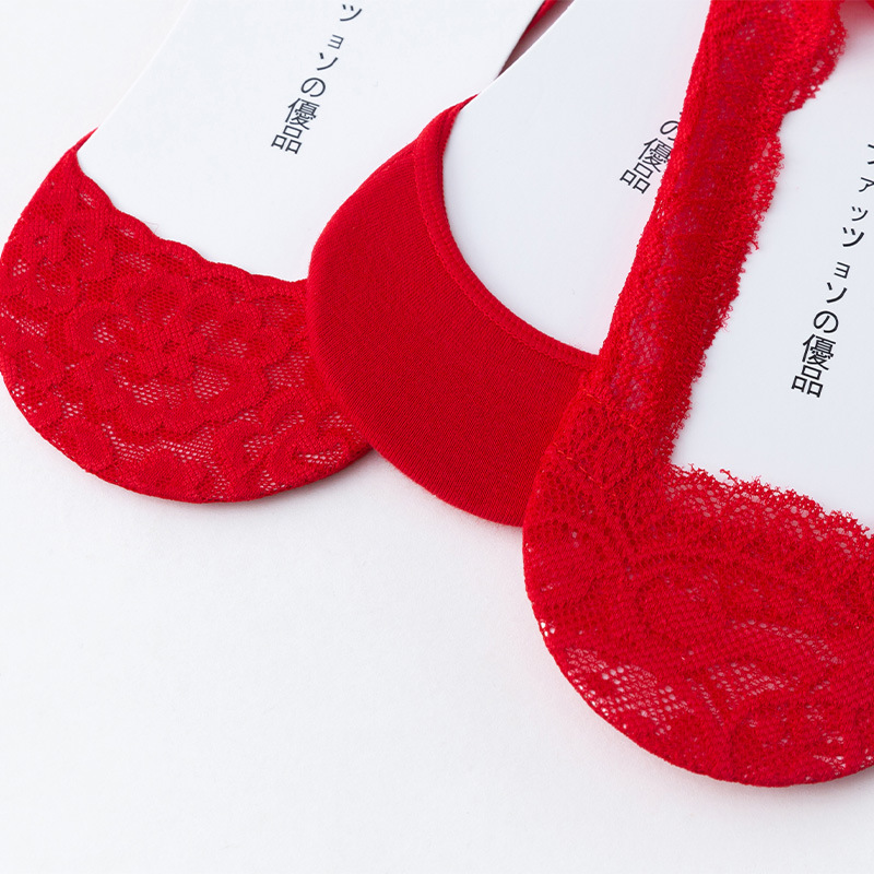 Bright red wedding socks for women, summer thin cotton-soled shallow-mouthed boat socks, silicone anti-slip, invisible socks for the zodiac year Application Scenario
