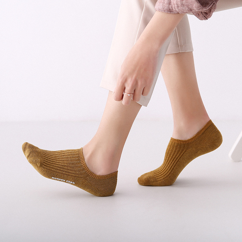 Spring and summer double-needle pull solid color cotton invisible socks, women's silicone retro cotton short socks, one-piece consignment details Picture