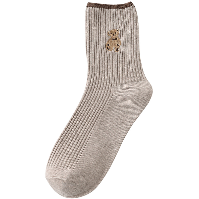 Embroidered bear socks for women, Korean style on Instagram, mid-calf cotton socks for autumn and winter, cute pulled long socks, one-piece consignment Item Picture