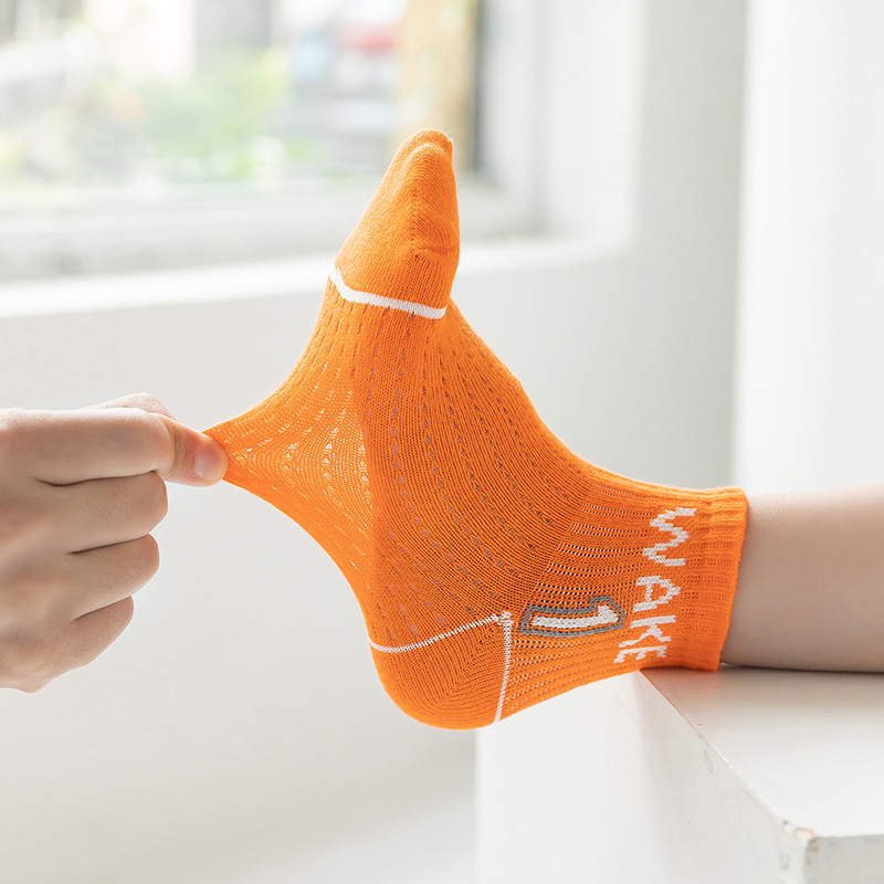 Children's socks, summer socks for boys and girls, breathable mesh, large and medium-sized cartoon mid-calf socks, sent by the manufacturer details Picture