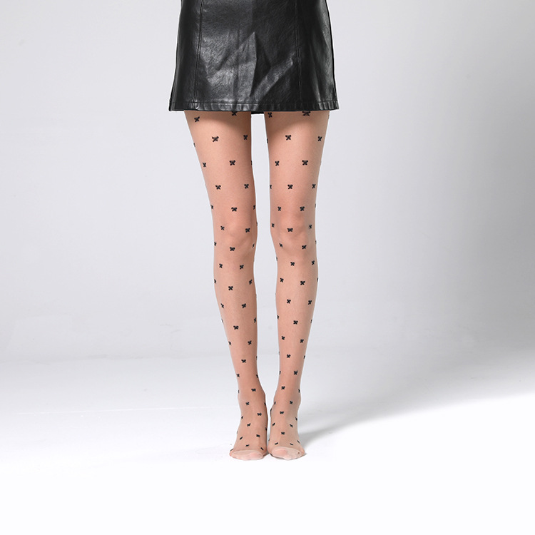 One-piece consignment service for socks from the street stall: Spring, Summer, Autumn, heart-shaped polka dot butterfly, breathable, simple dress, jumpsuit, trendy jacquard adult socks, core silk base socks details Picture