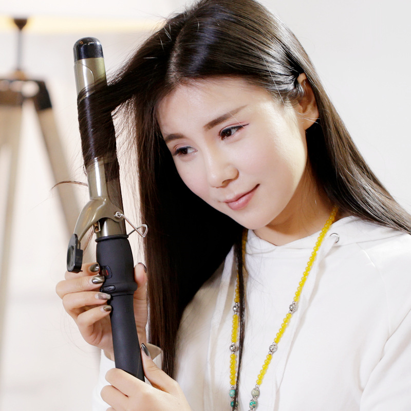 Wholesale of cross-border curling irons, small and large curls, egg rolls, electric curling irons, hair perming wonders, curling irons in stock, European and American standards Application Scenario
