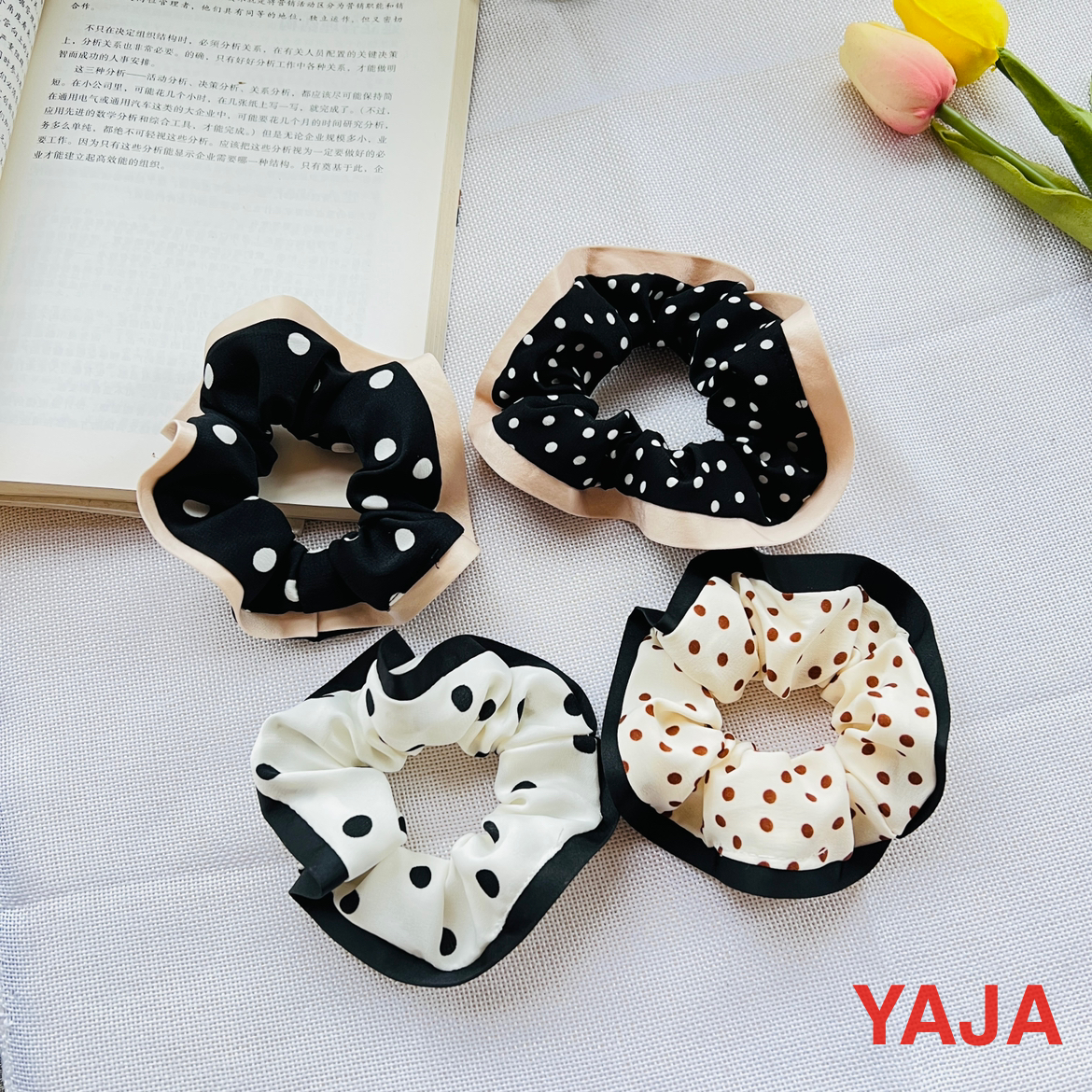 Yongaijiu Ai hair band is stylish and trendy, with a retro and versatile style in beige and black. It features polka dot patterns, large intestine rings, and hair bands Item Picture