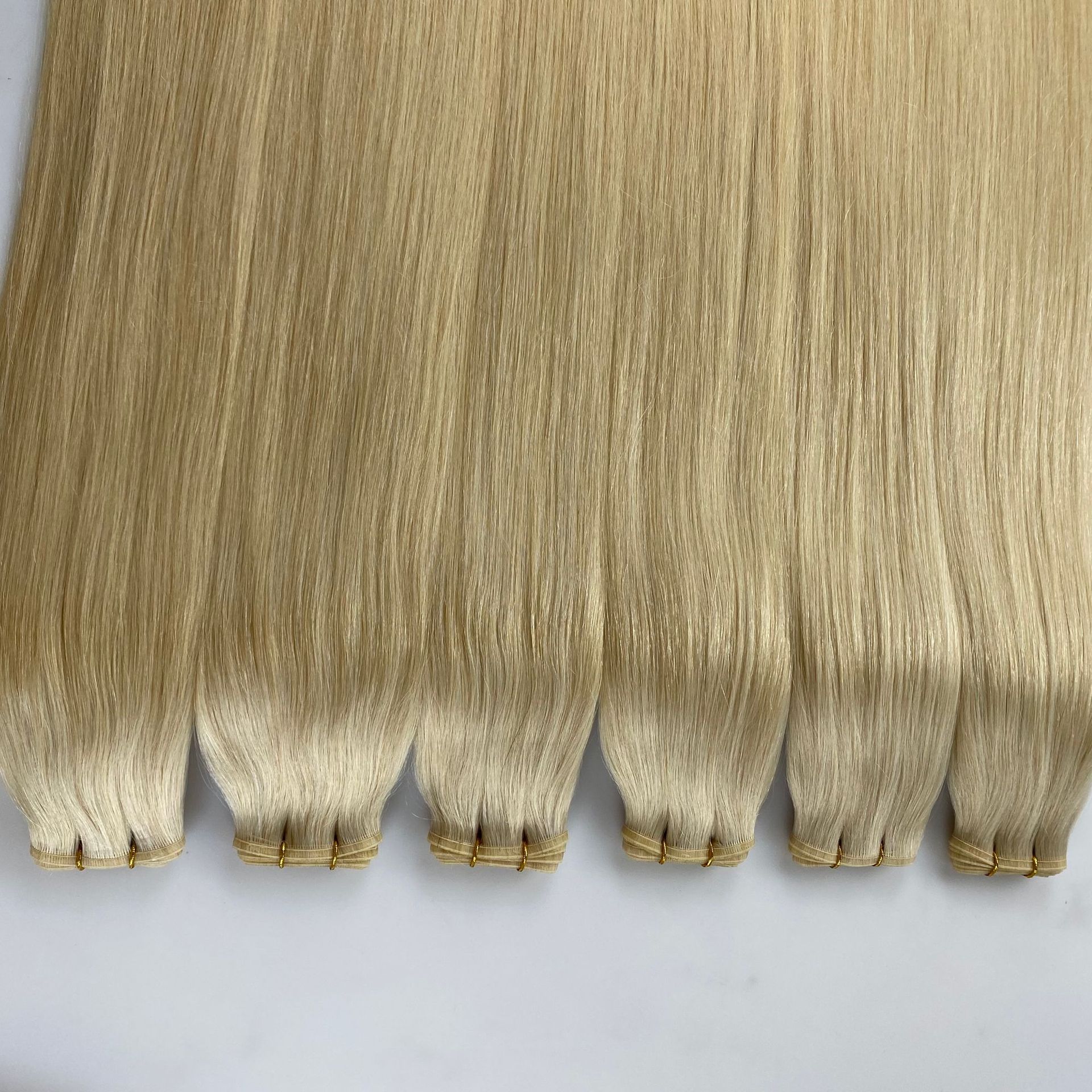 European and American bestseller real hair belt hair curtain with high range perming and dyeing #613 manufacturer's hot sales one-piece consignment hair service 16-24inc details Picture