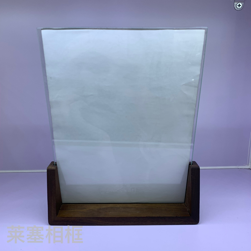 Black walnut wood U-shaped creative decorative items for home decoration, living room and bedroom handicrafts, photos, glass walnut wood photo frames Item Picture