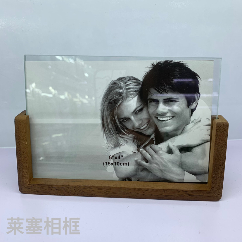 Walnut wood U-shaped creative decorative items for home decoration, living room and bedroom handicrafts, photos, glass, black walnut wood photo frames details Picture