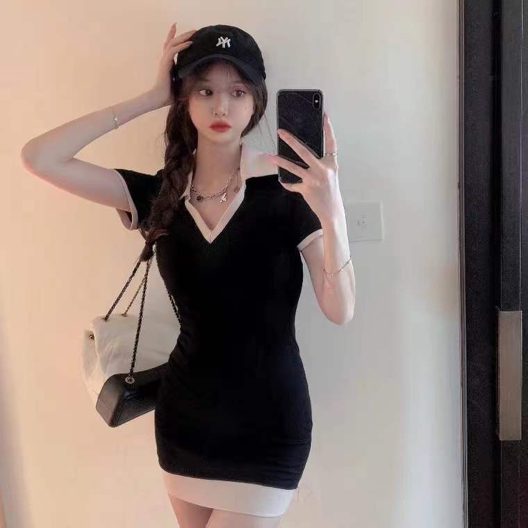 The 2022 summer new style of Spicy girl POLO collar dress for women, a slimming and waist-cinching pure and stylish short-sleeved dress that covers the buttocks details Picture