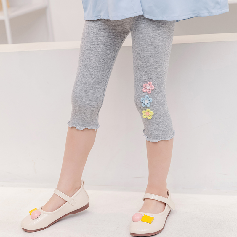 Girls' seven-inch pants, summer thin and versatile children's clothing, cool pants, girls' sweet baby pants, comfortable children's mid-length shorts Specification image