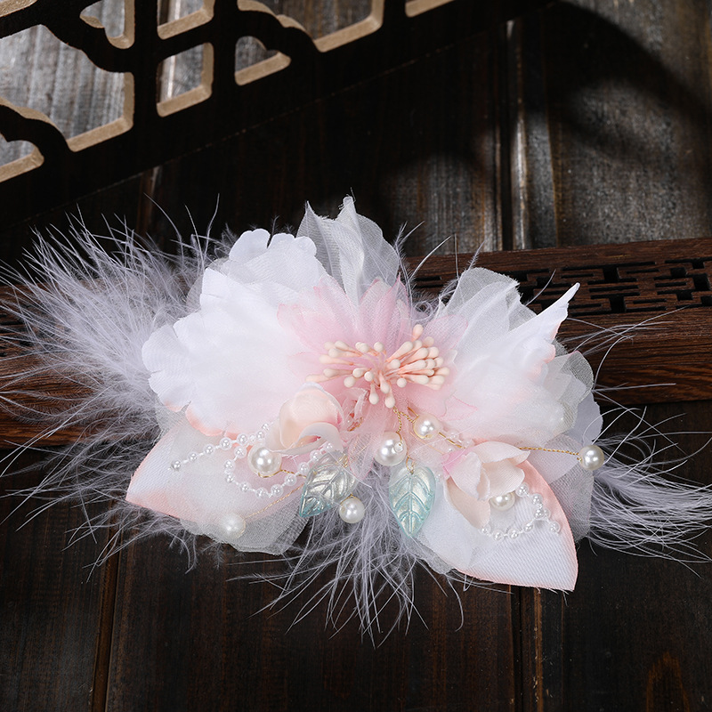 Factory direct supply of light pink fabric firework chicken feather decorated women's metal hairpins with long tassels, ancient-style Hanfu accessories Specification image