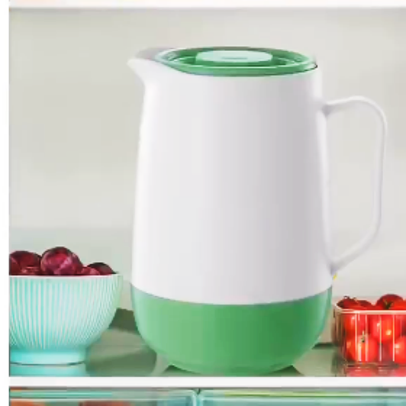 Product cold water kettle, large capacity plastic high-temperature resistant, household cold boiled water cup, ice water cold water teapot, Japanese style Application Scenario