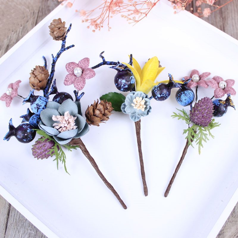 A three-piece set of accessories for the bride's headwear, forest-themed fairy simulation flower headwear, travel commemorative festival pinecone headwear