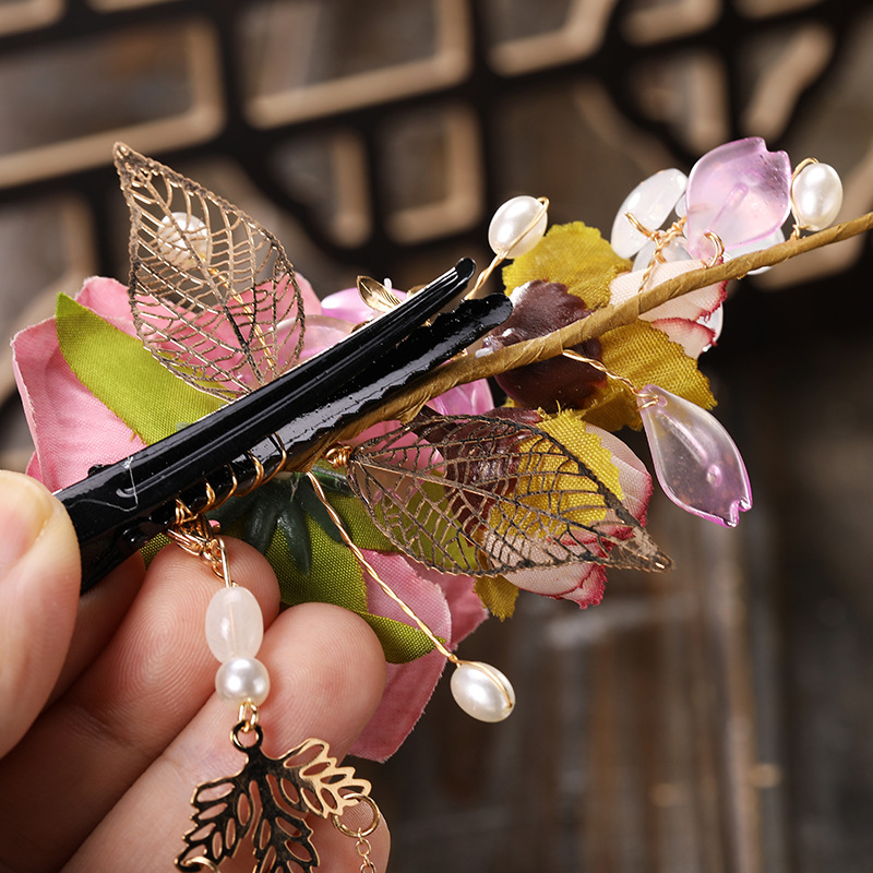 Fashionable pearl long tassel style women's ancient style flanged fabric large flower decoration women's elegant metal pair Specification image