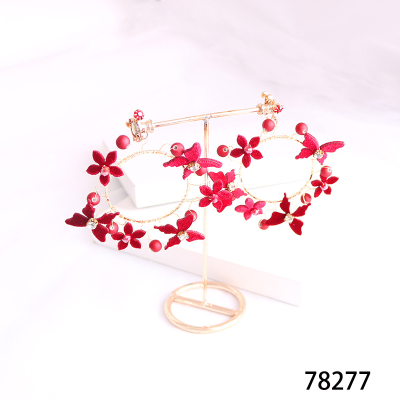 Korean-style retro beaded velvet exaggerated bride butterfly earrings, red large circle ear clips, wedding dress accessories details Picture