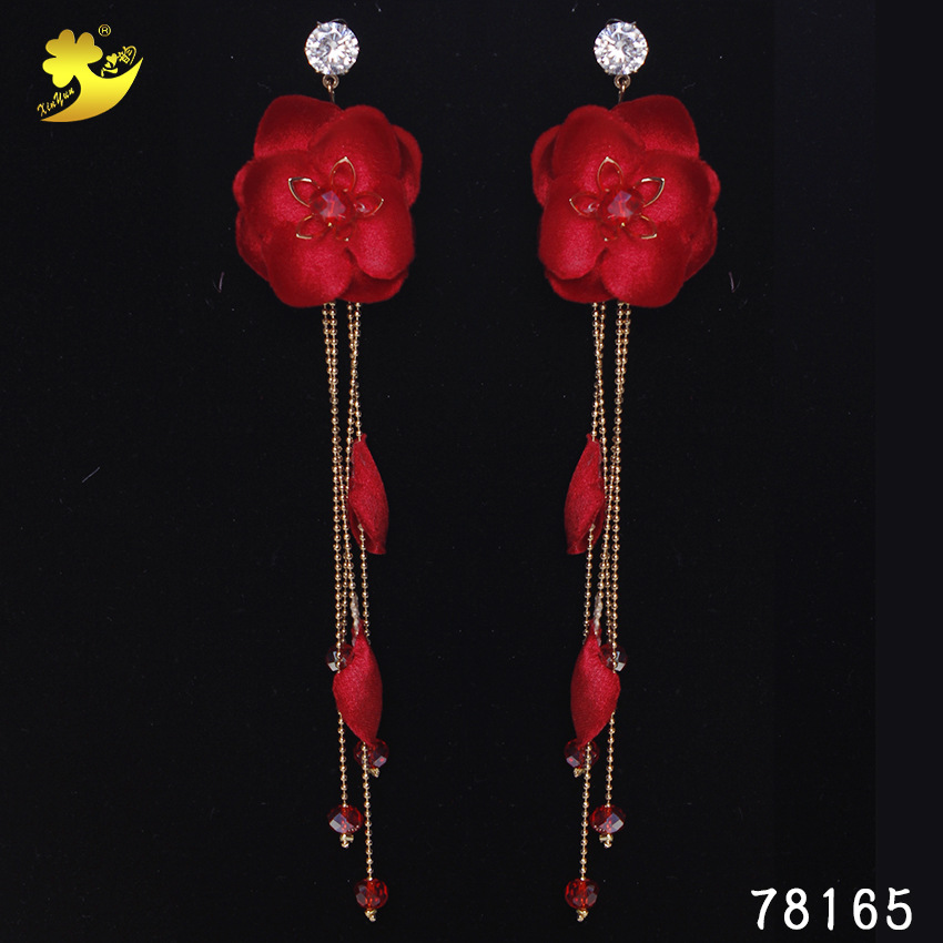 Wholesale of Chinese-style bride accessories, wedding ancient-style floral dress, headwear, tassel earrings, long and elegant wine red stud earrings