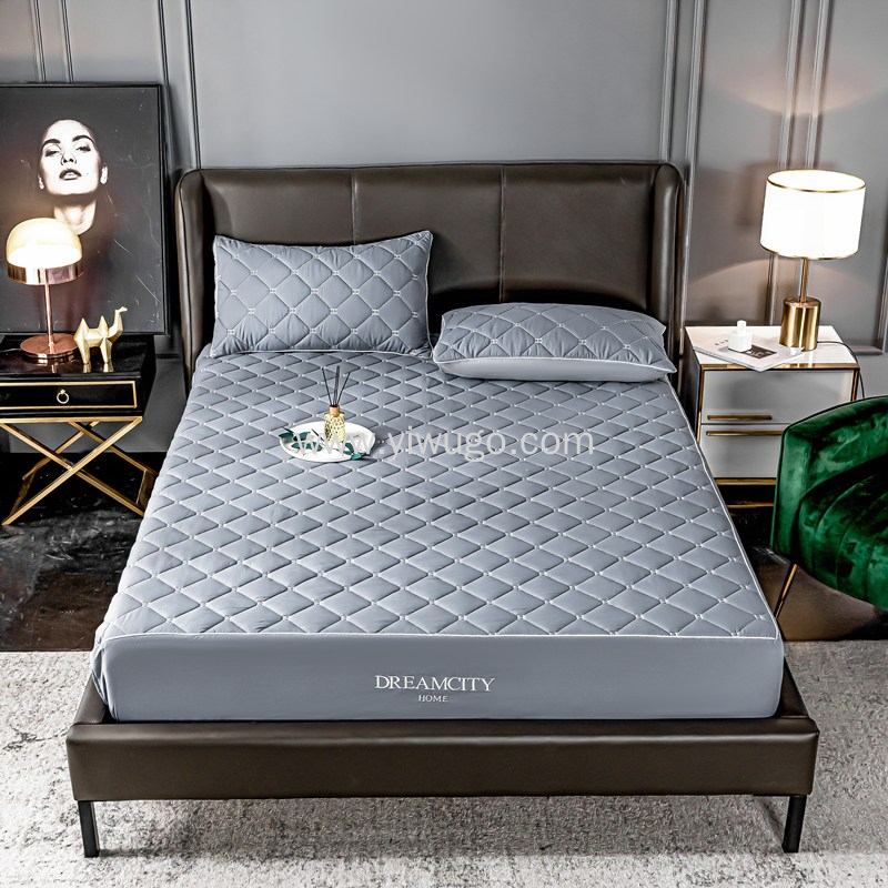 2022 Embroidered bed cover, single piece with cotton lining, thickened bedspread, bed cover, Simmons mattress protective cover Item Picture