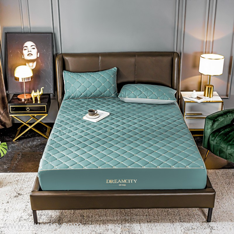 2022 Embroidered bed cover, single piece with cotton lining, thickened bedspread, bed cover, Simmons mattress protective cover Item Picture