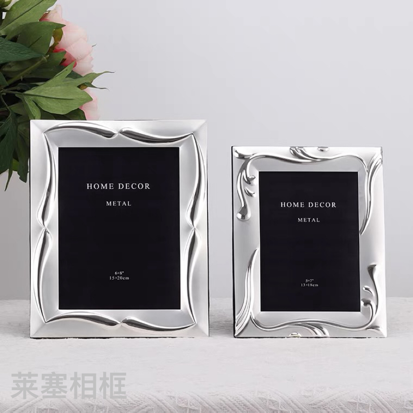 Iron electroplated metal creative ornaments for home decoration, living room and bedroom handicrafts, photos, metal photo frames Specification image