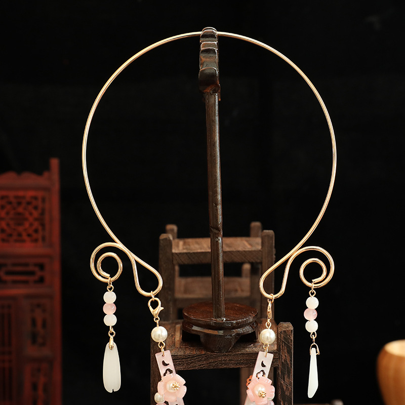 In stock: Ancient style necklaces, Ming-style Hanfu accessories, tassel pendants, ancient costume jewelry, and retro accessories for girls Item Picture