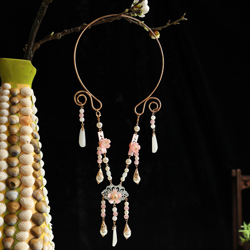 In stock: Ancient style necklaces, Ming-style Hanfu accessories, tassel pendants, ancient costume jewelry, and retro accessories for girls