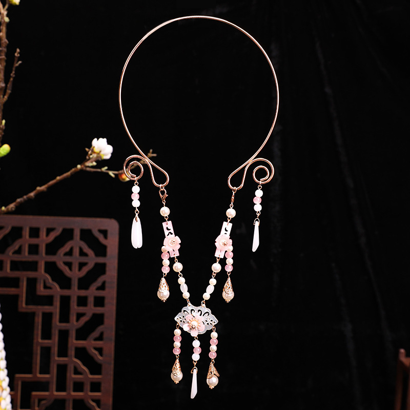 In stock: Ancient style necklaces, Ming-style Hanfu accessories, tassel pendants, ancient costume jewelry, and retro accessories for girls details Picture