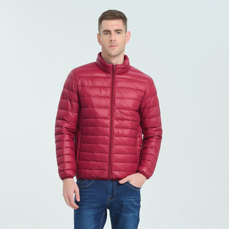 Men's short, plump and oversized down cotton-padded jackets, winter stand-up collar, large-sized, lightweight cotton-padded jackets are in stock for wholesale details Picture