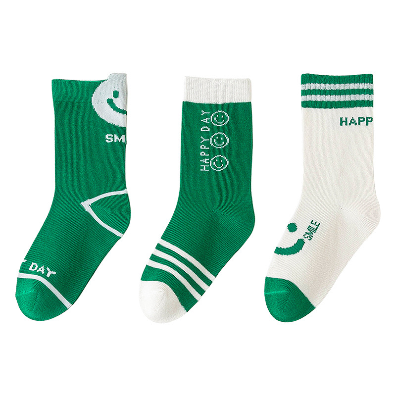 2022 Children's Socks Autumn and winter combed cotton green mid-calf socks Breathable smiling baby socks one-piece consignment Item Picture