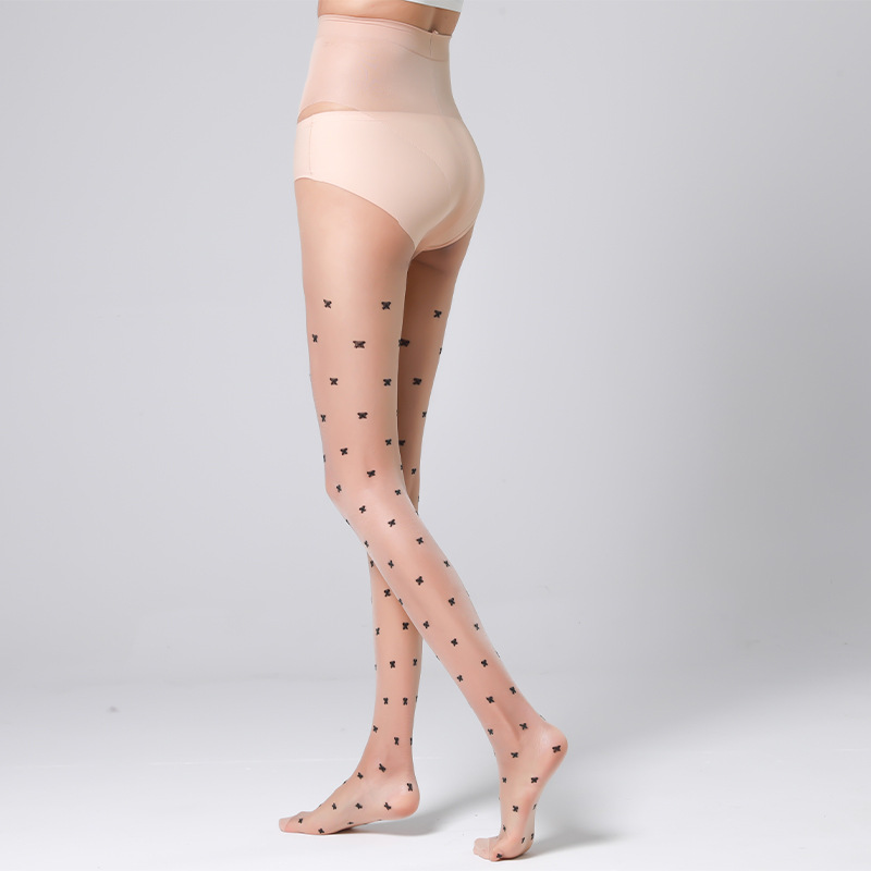 وجوارب مركونة من جوارب ذات بشرة رقيقة Item Picture