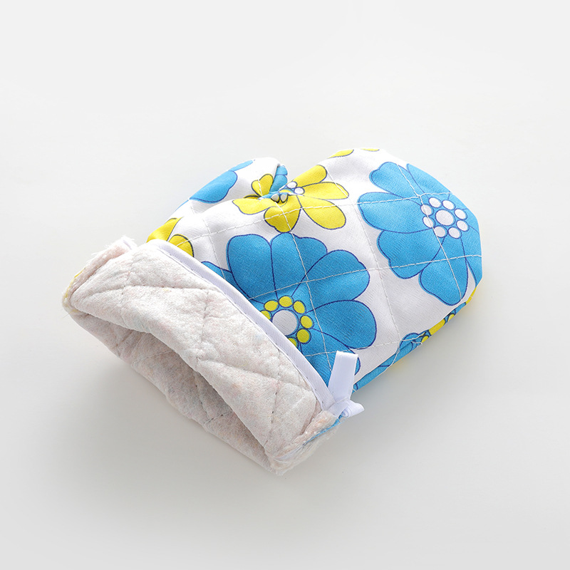 Foreign Trade Baking Protective Equipment Wholesale Microwave Oven Gloves Heat Insulation Gloves Hot Gloves Oven Gloves 1 Set Application Scenario