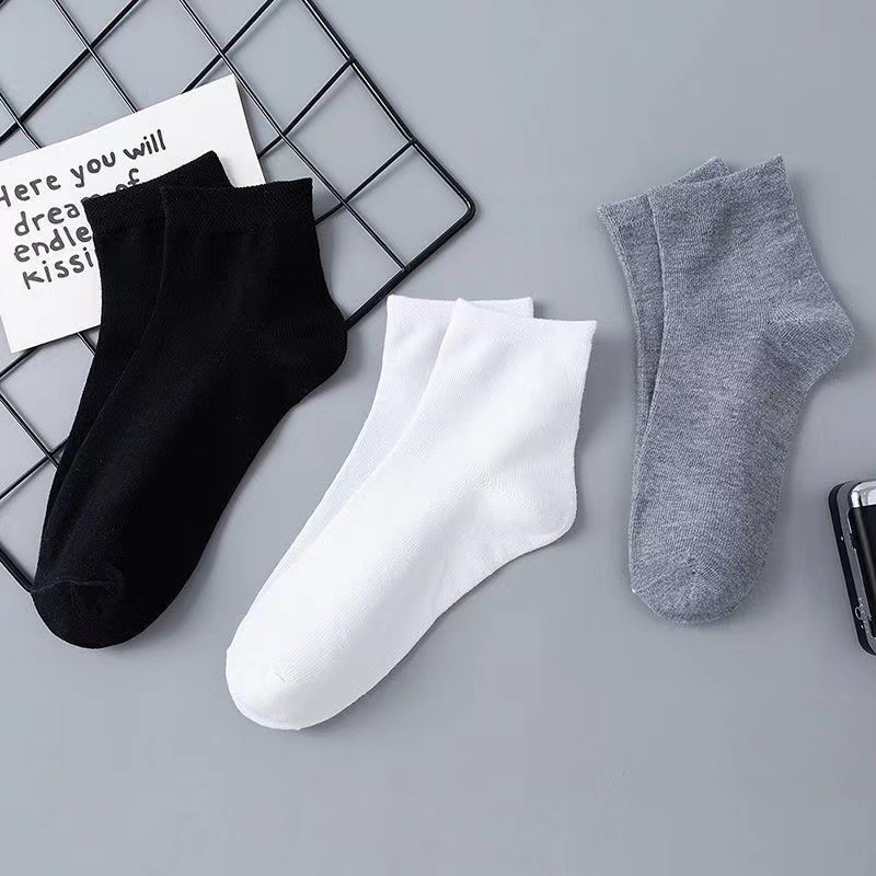 Wholesale men's mid-leg socks in stock, new autumn and winter styles, cheap street vendors' socks, solid-color business new styles, breathable and sweat-absorbing long socks