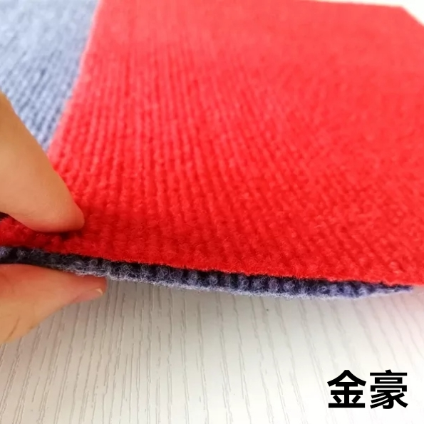 家用地毯实物图