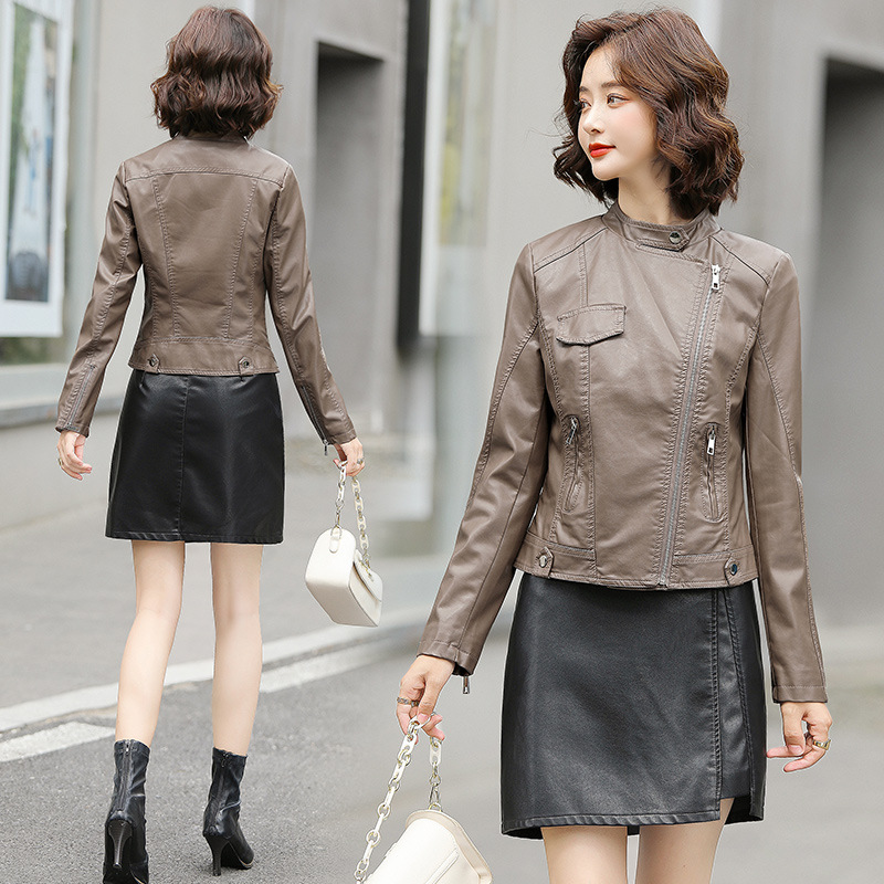 A new Spring and Autumn 2022 slim-fit fashion PU motorcycle leather jacket for women, a short and casual small coat