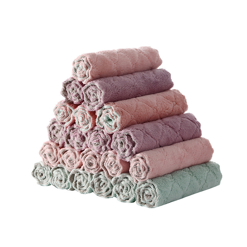 اغسل الصحون في مطبخ مزخرف من القماش السميك Item Picture
