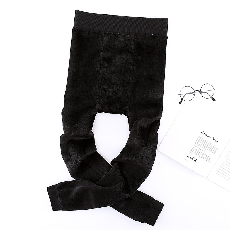 For men in autumn and winter, thick and warm high-waisted one-piece cotton pantyhose with elastic and slim fit, wear large-sized long Johns underneath Application Scenario