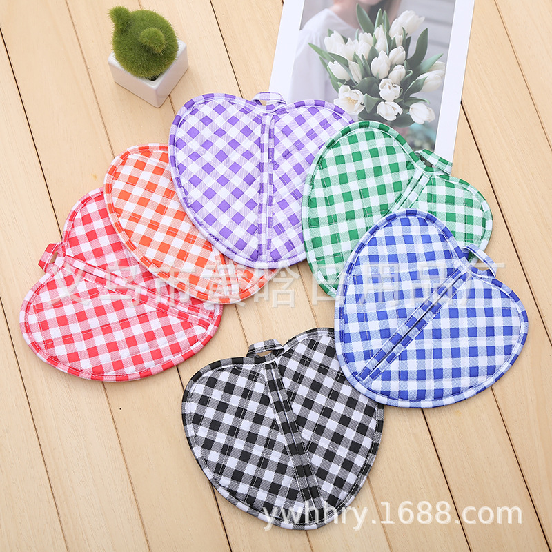 Microwave oven gloves Heat insulation pad heat insulation pad electric gift microwave oven gloves heat insulation pad thickened heat resistant heat resistant oven gloves heat resistant heat insulation pad love heat insulation gloves