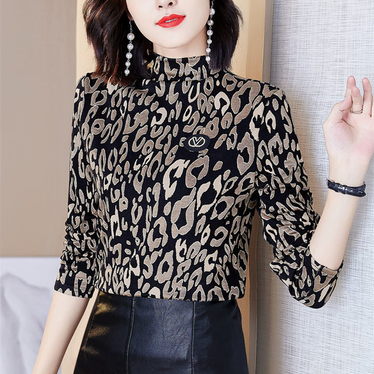 A new generation of western style slim-fit base shirt autumn winter German velvet half high neck with long sleeve T-shirt woman
