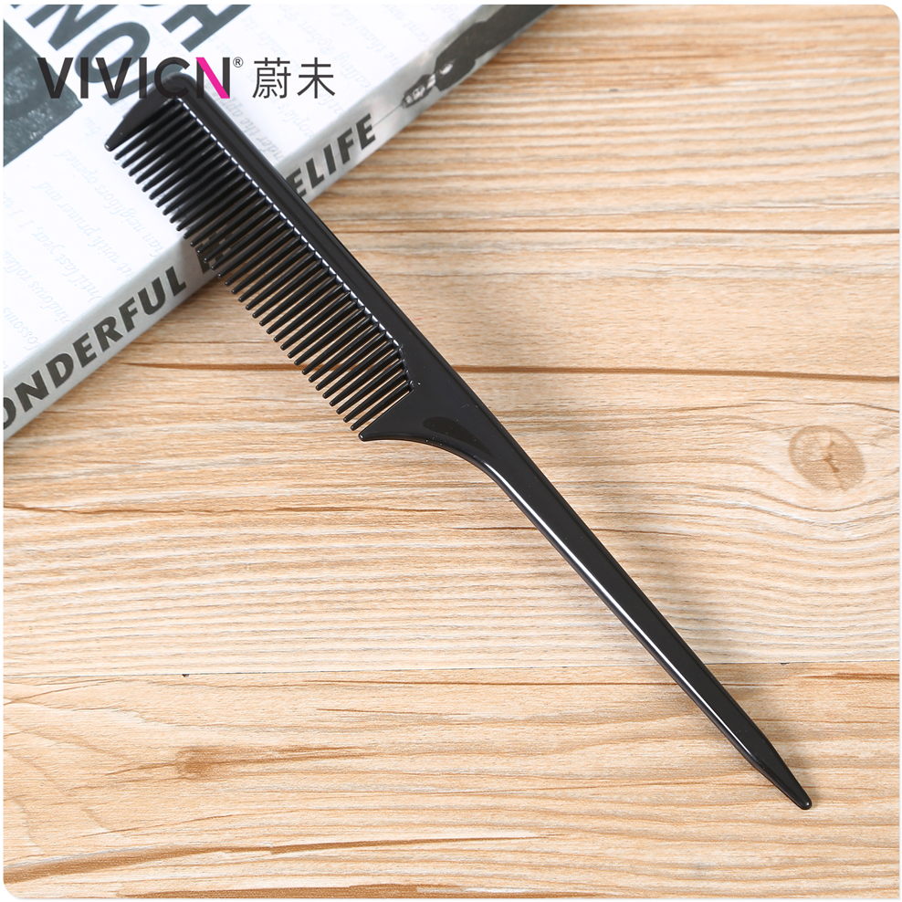 【 Weiwei 】 Hair salon hairdressing pointed-tail comb, picking comb, updo comb, hair-trimming comb, anti-static men's hair-cutting comb Application Scenario