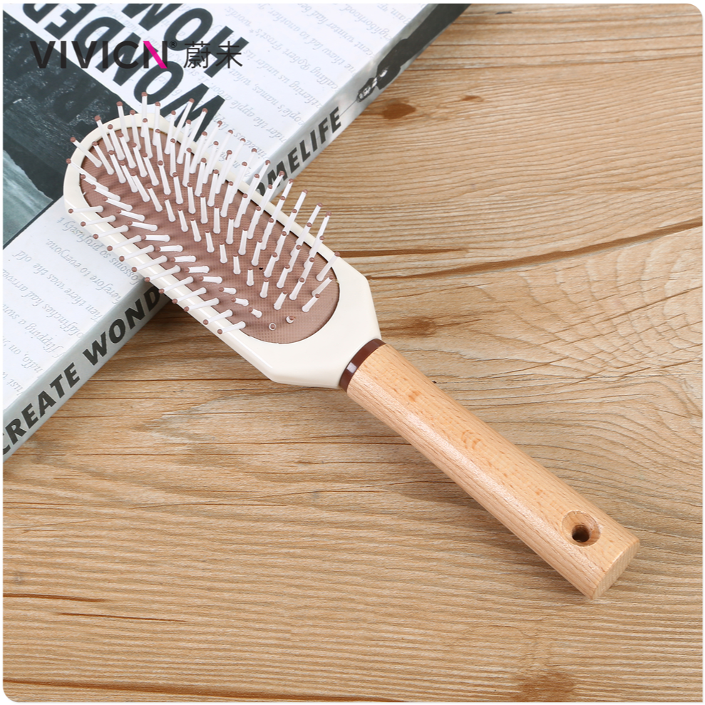【 Weiwei 】 A portable comb for women's long hair with anti-static and curly hair, featuring a wooden handle. It's a perfect tool for combing hair Item Picture